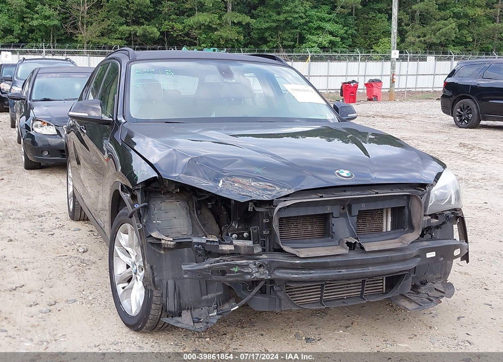 2015 BMW X1 XDRIVE28I VIN: WBAVL1C53FVY33696