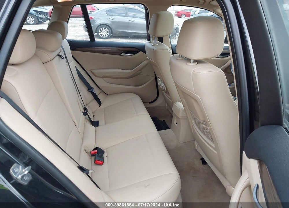 2015 BMW X1 XDRIVE28I VIN: WBAVL1C53FVY33696