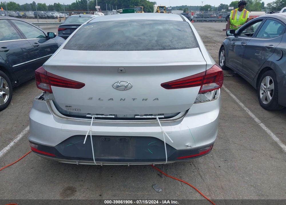 2020 HYUNDAI ELANTRA SE VIN: 5NPD74LF4LH498666
