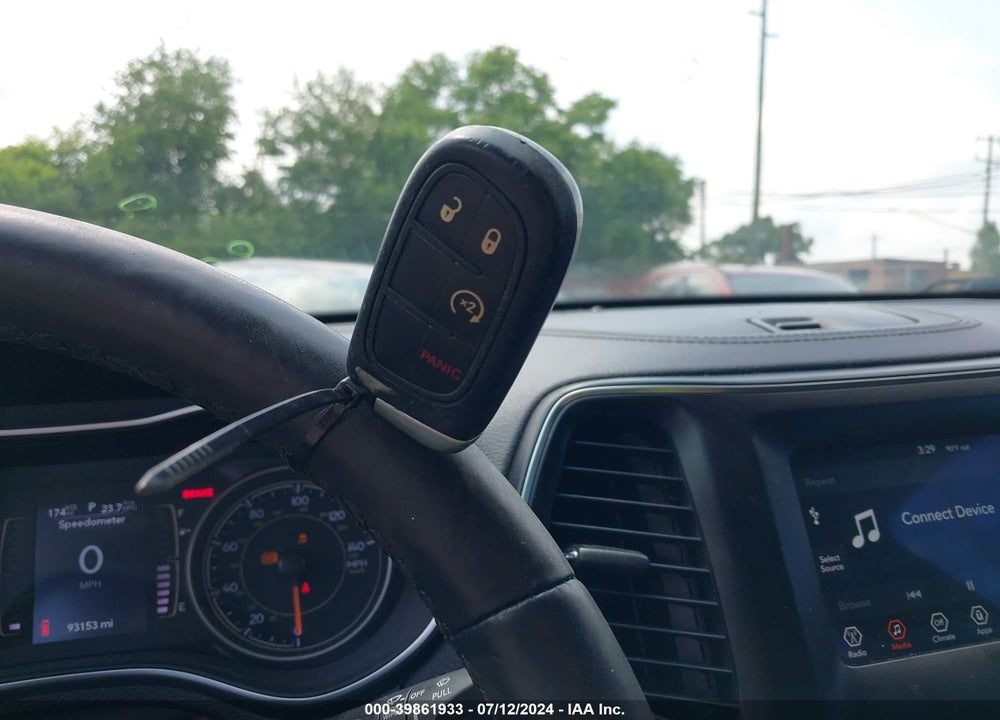 2019 JEEP CHEROKEE LATITUDE PLUS FWD VIN: 1C4PJLLB0KD226190