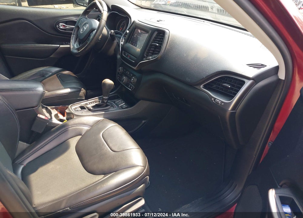 2019 JEEP CHEROKEE LATITUDE PLUS FWD VIN: 1C4PJLLB0KD226190