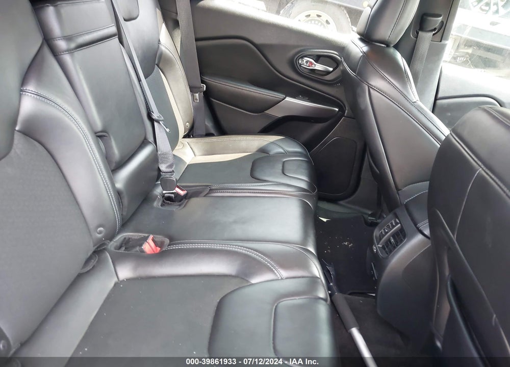 2019 JEEP CHEROKEE LATITUDE PLUS FWD VIN: 1C4PJLLB0KD226190