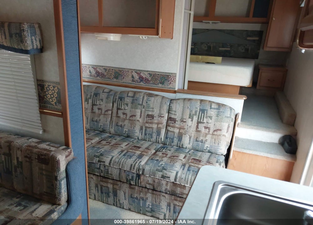 2003 TERRY OTHER VIN: 1EA5M242X32479105
