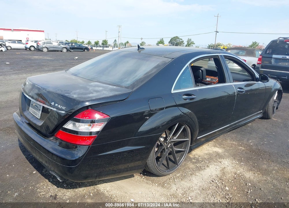 2007 MERCEDES-BENZ S 550 4MATIC VIN: WDDNG86X47A090767