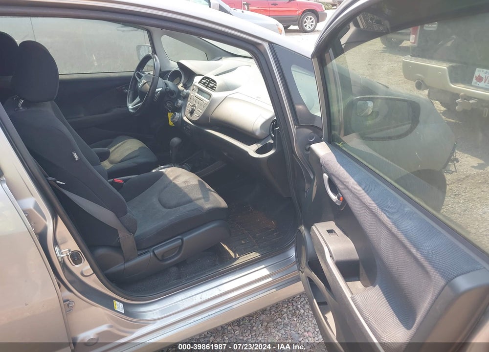 2010 HONDA FIT SPORT VIN: JHMGE8H48AS019731
