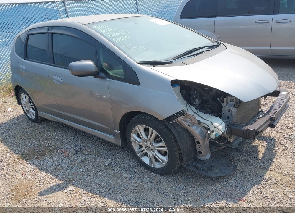 2010 HONDA FIT SPORT VIN: JHMGE8H48AS019731