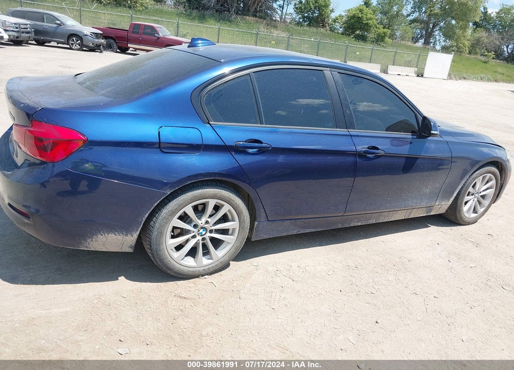 2018 BMW 320I XDRIVE VIN: WBA8E5G58JNU47213