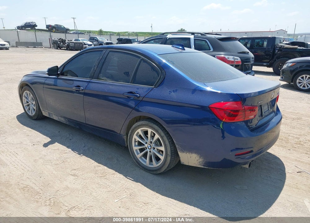 2018 BMW 320I XDRIVE VIN: WBA8E5G58JNU47213