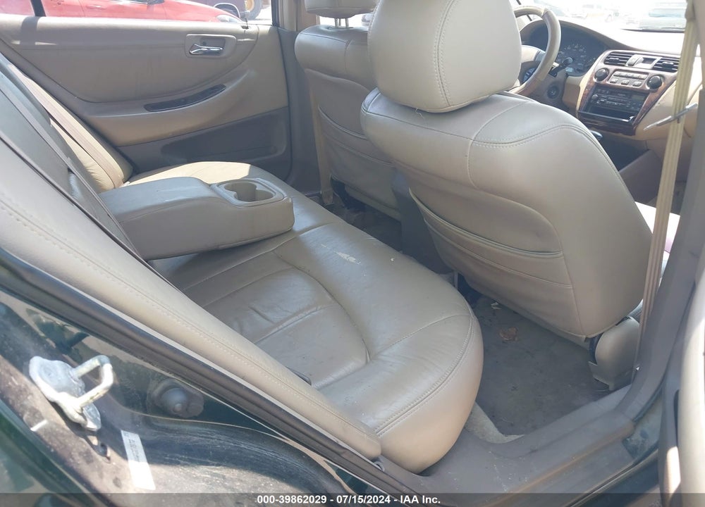 1998 HONDA ACCORD LX VIN: 1HGCG5644WA227972