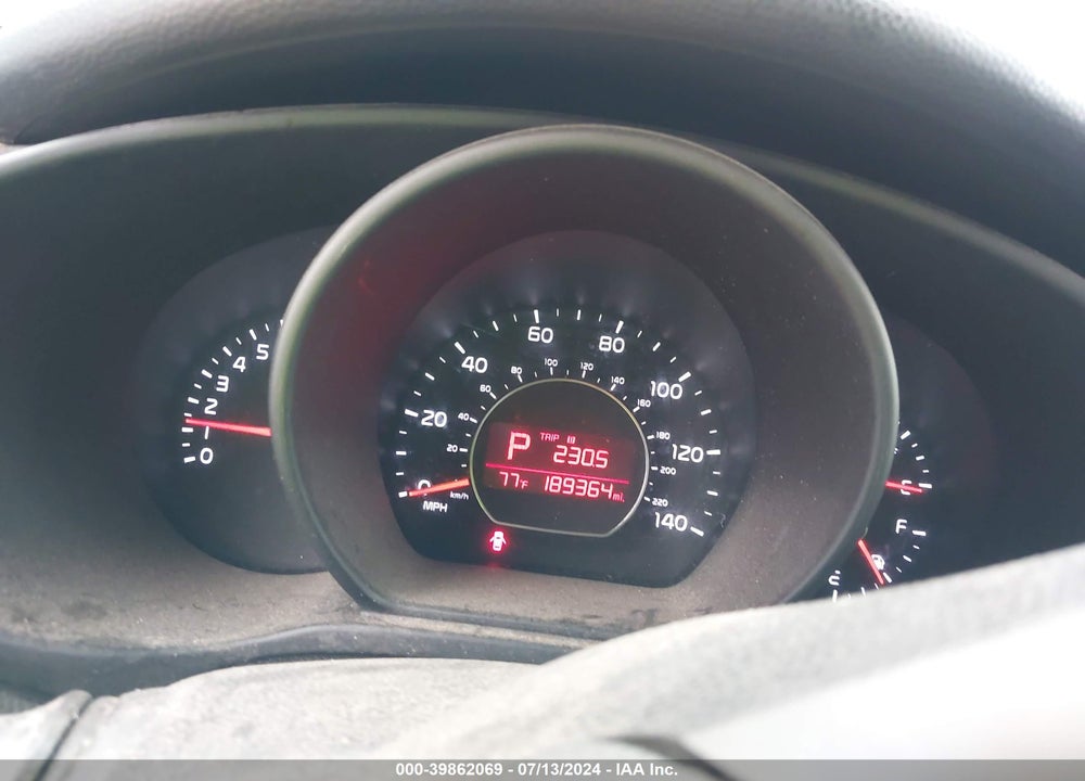 2014 KIA SOUL VIN: KNDJN2A26E7062437