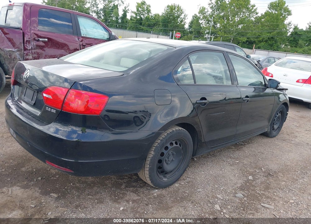 2012 VOLKSWAGEN JETTA 2.5L SE VIN: 3VWDP7AJ0CM418974