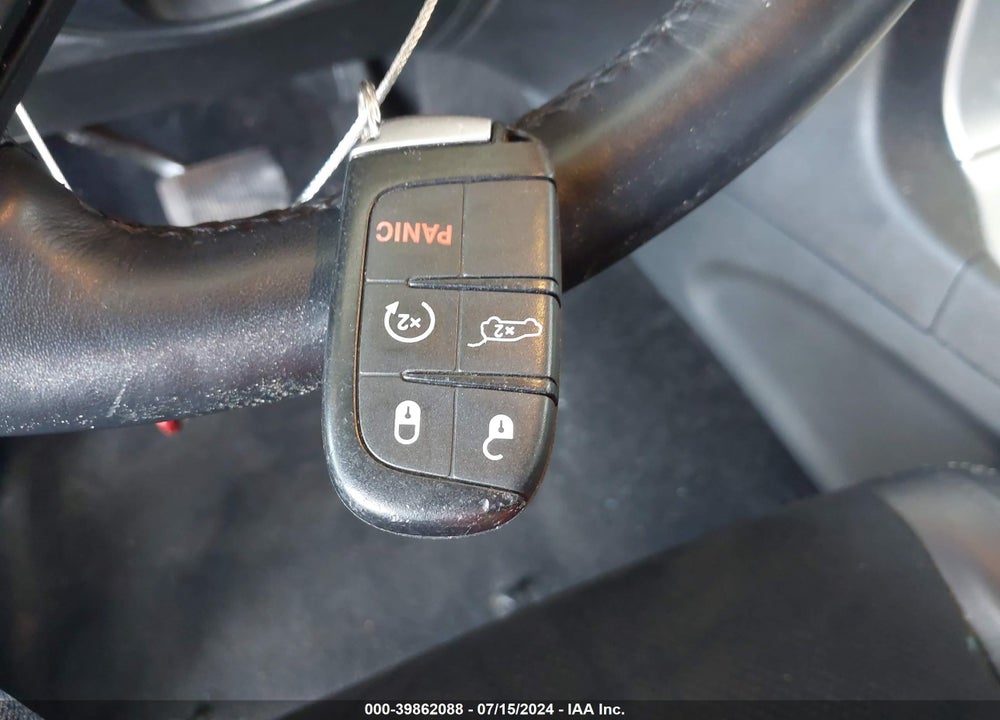 2015 JEEP GRAND CHEROKEE VIN: 1C4RJFAG6FC102980