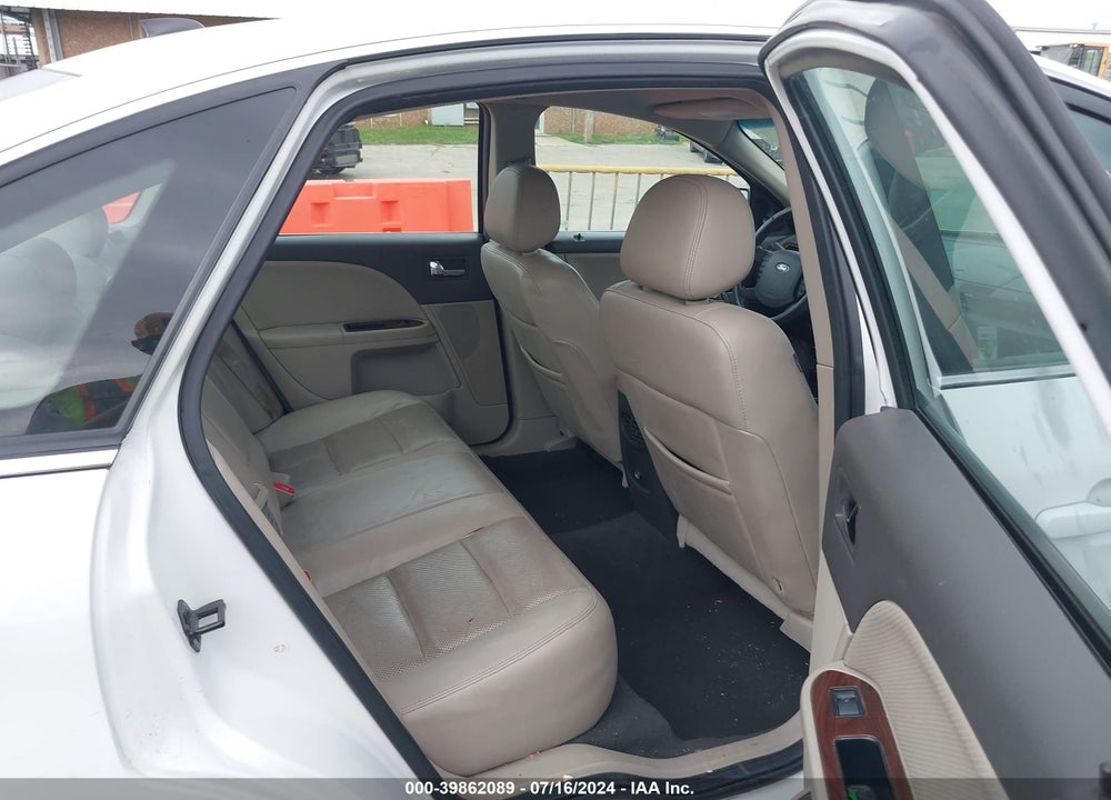 2008 FORD TAURUS VIN: 1FAHP24W78G156893