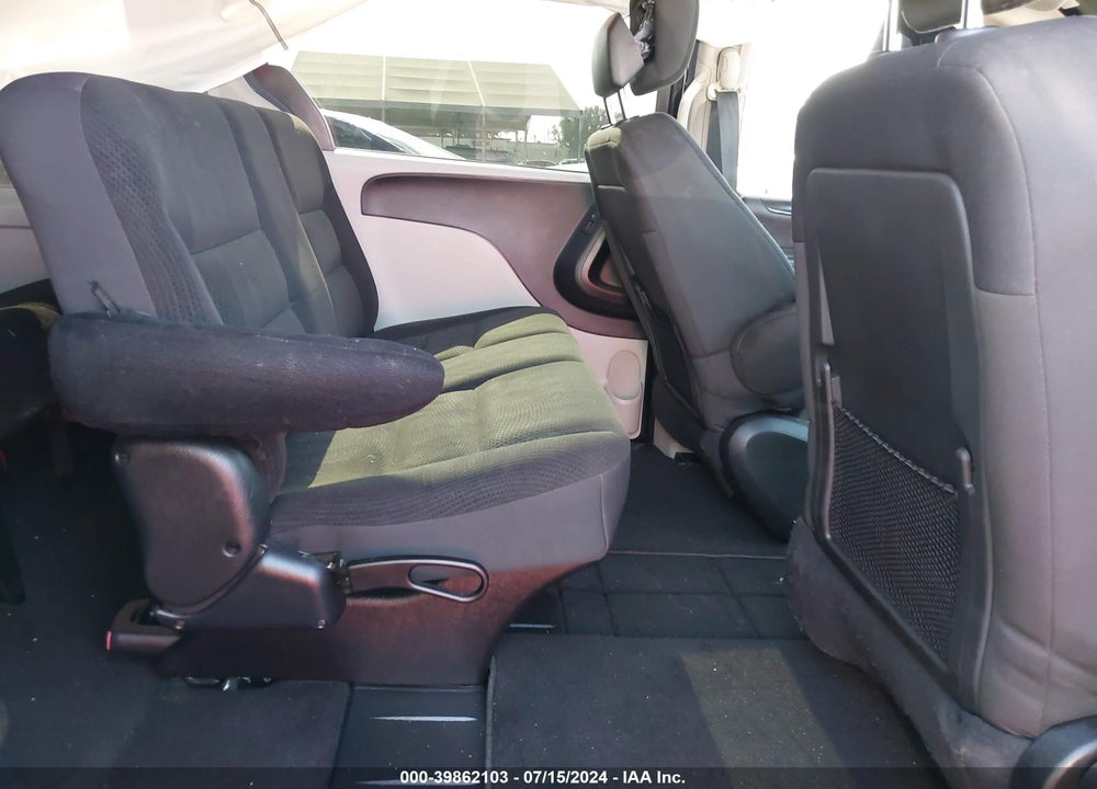 2018 DODGE GRAND CARAVAN SE VIN: 2C4RDGBG5JR166018