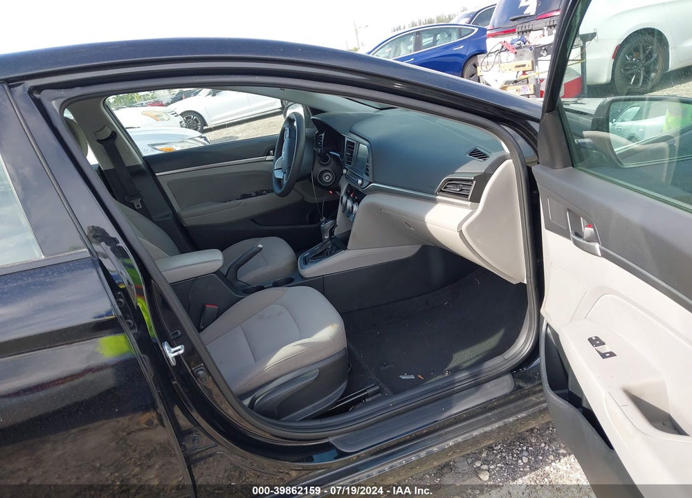 2019 HYUNDAI ELANTRA SEL VIN: 5NPD84LF9KH418886