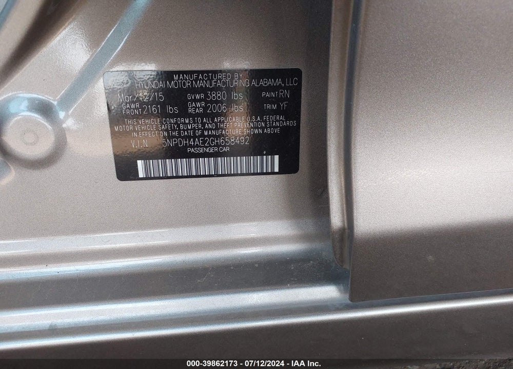 2016 HYUNDAI ELANTRA SE VIN: 5NPDH4AE2GH658492