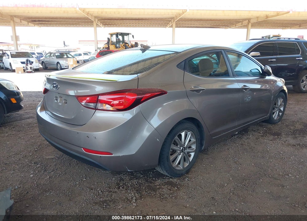 2016 HYUNDAI ELANTRA SE VIN: 5NPDH4AE2GH658492