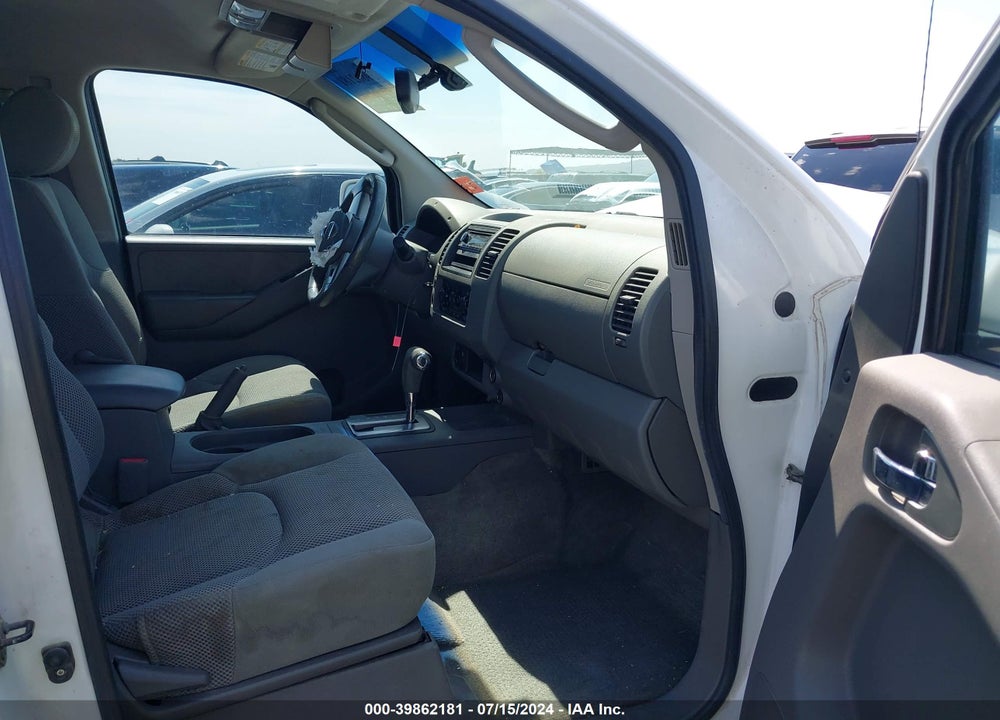 2005 NISSAN FRONTIER LE VIN: 1N6AD07W15C424194