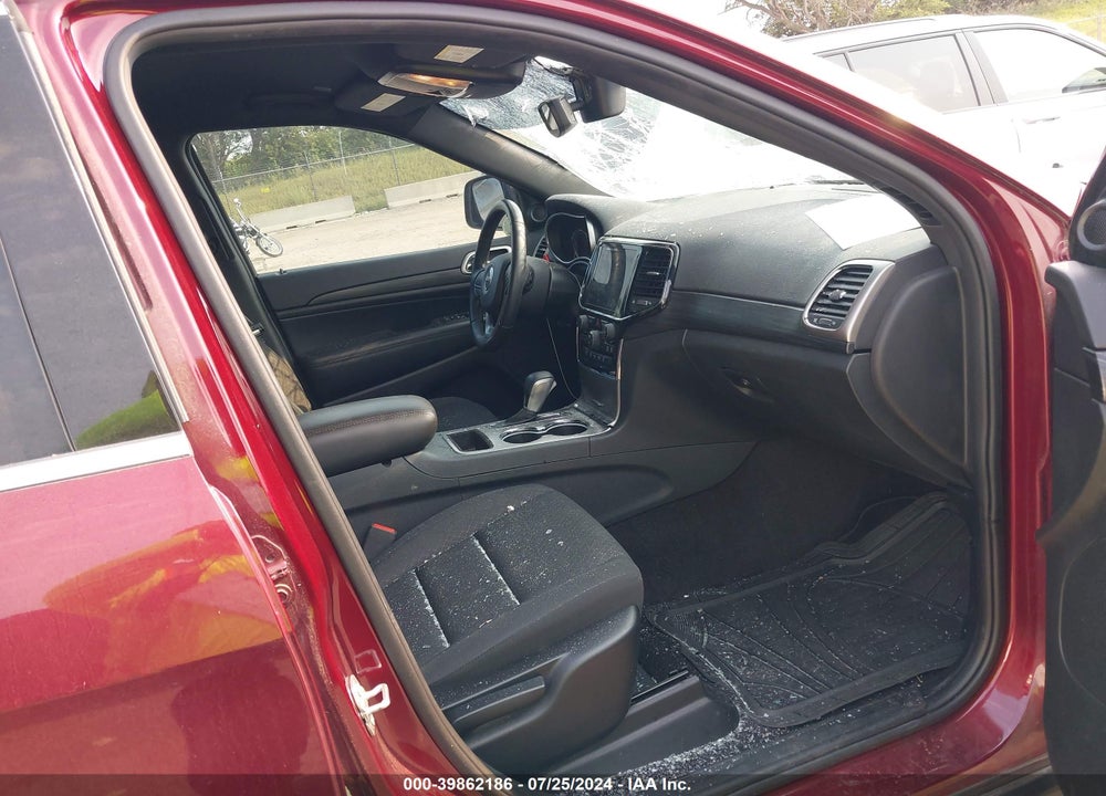 2019 JEEP GRAND CHEROKEE LAREDO E 4X4 VIN: 1C4RJFAG9KC576965