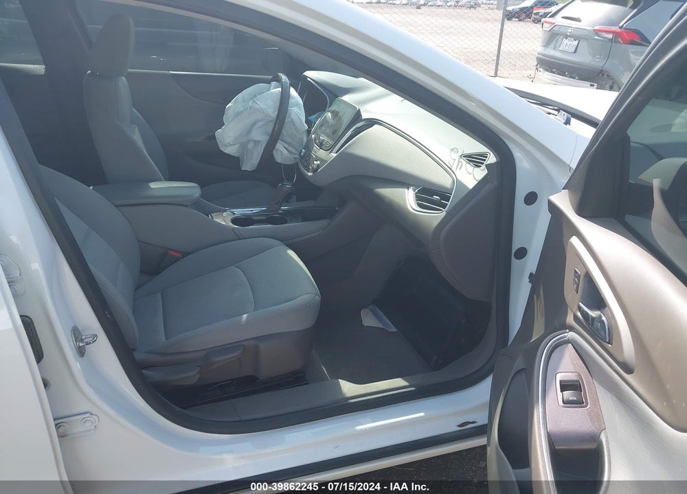 2018 CHEVROLET MALIBU LT VIN: 1G1ZD5ST5JF197934