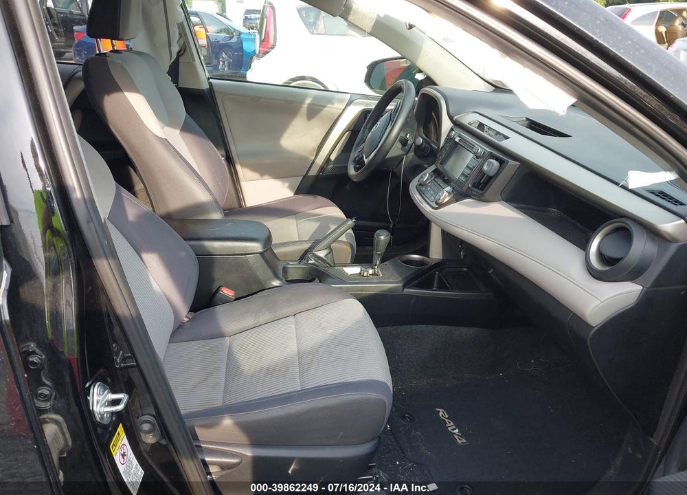 2013 TOYOTA RAV4 XLE VIN: 2T3RFREV2DW037471