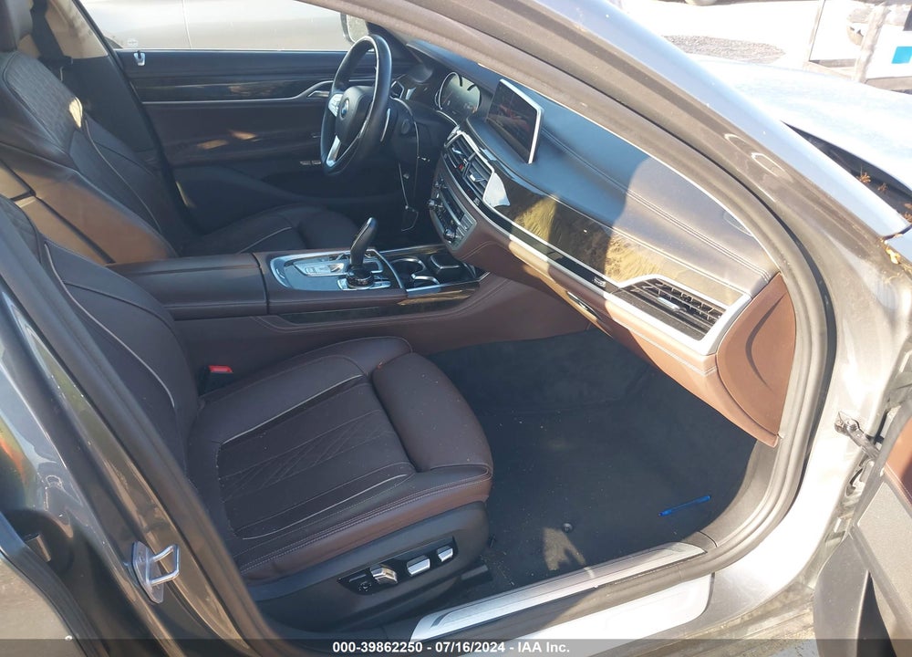 2018 BMW 740I VIN: WBA7E2C53JG741459