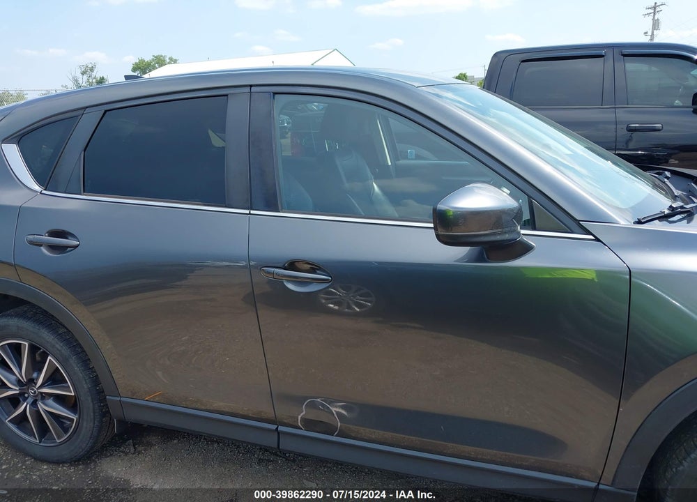 2018 MAZDA CX-5 TOURING VIN: JM3KFBCM0J0438916
