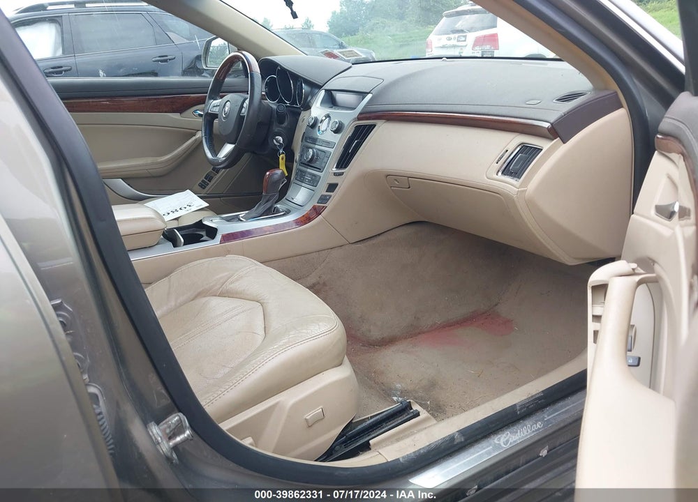 2010 CADILLAC CTS LUXURY VIN: 1G6DG5EG1A0141258