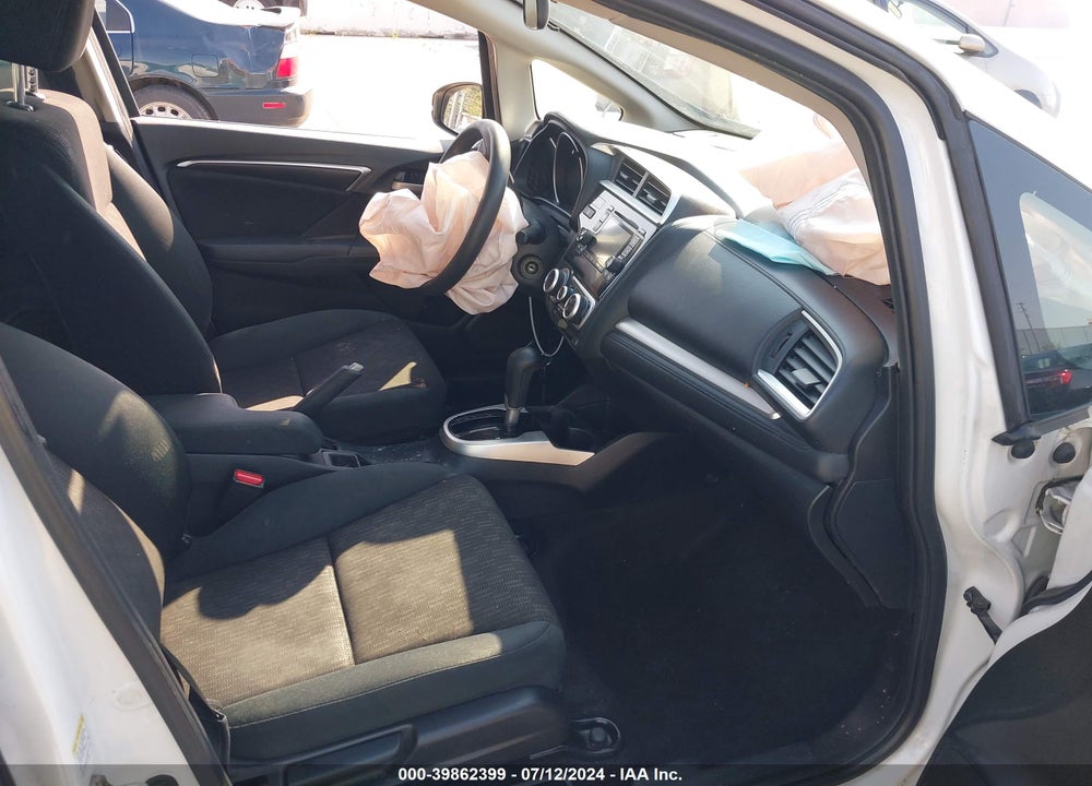 2015 HONDA FIT LX VIN: 3HGGK5H56FM719783