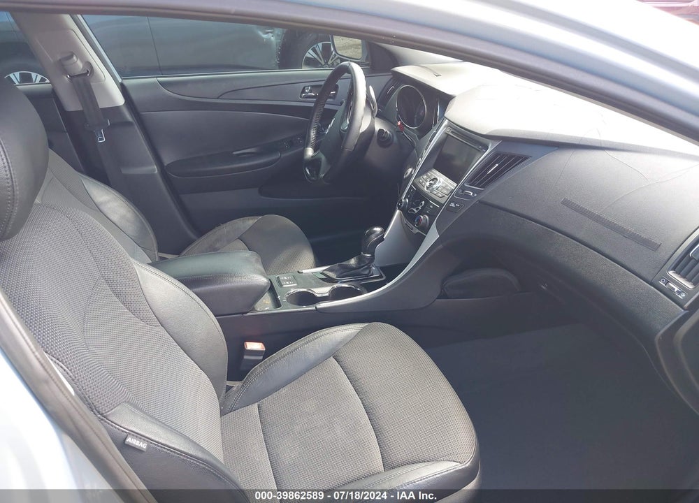 2013 HYUNDAI SONATA SE VIN: 5NPEC4AC1DH675605