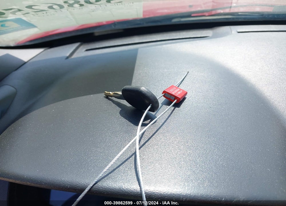 2011 FORD FOCUS SE VIN: 1FAHP3FN2BW147025