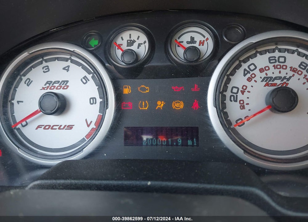2011 FORD FOCUS SE VIN: 1FAHP3FN2BW147025