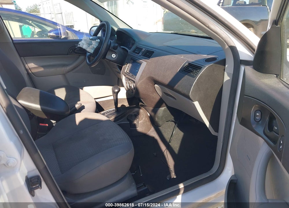 2007 FORD FOCUS S/SE/SES VIN: 1FAHP37N27W314666