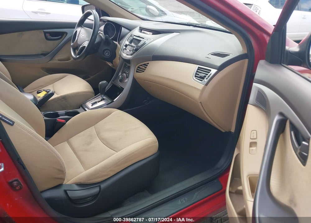 2013 HYUNDAI ELANTRA GLS VIN: KMHDH4AE6DU946917