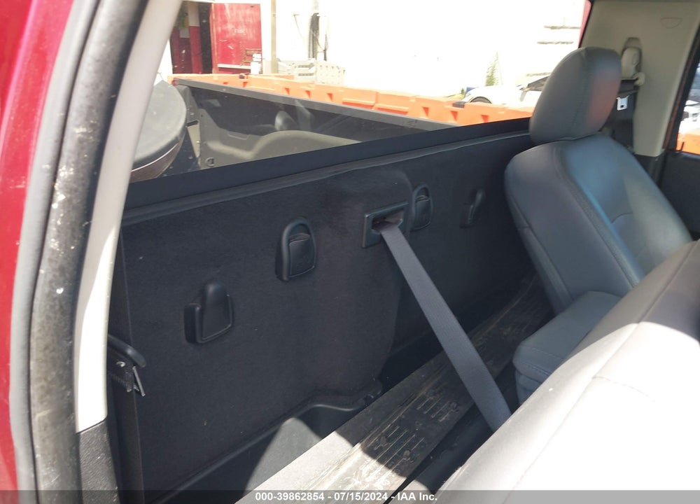 2016 RAM 1500 TRADESMAN VIN: 3C6JR6AG9GG357991