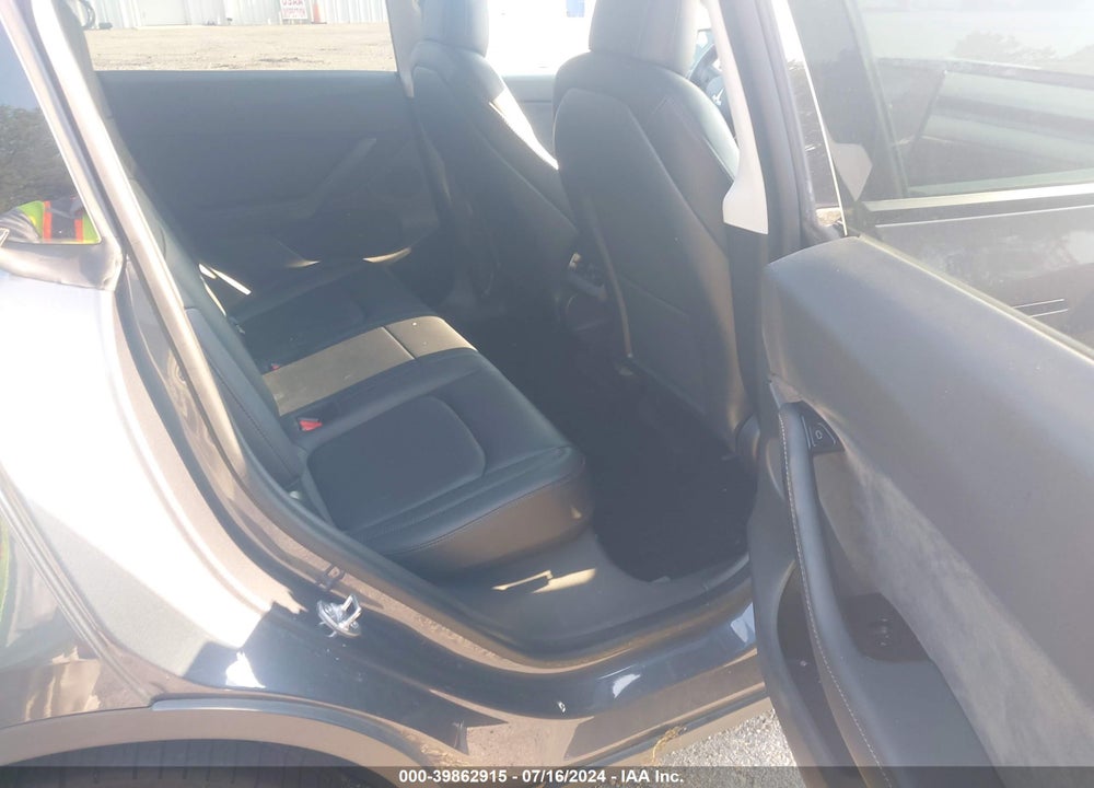 2021 TESLA MODEL Y LONG RANGE DUAL MOTOR ALL-WHEEL DRIVE VIN: 5YJYGDEE2MF068284
