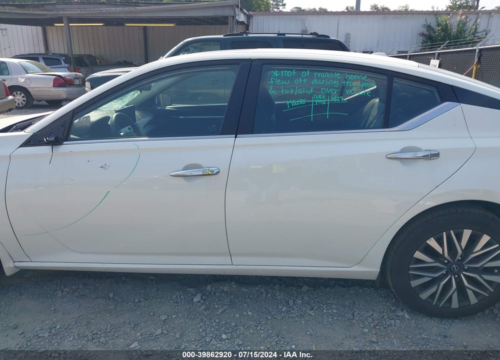2023 NISSAN ALTIMA SV FWD VIN: 1N4BL4DV5PN330197