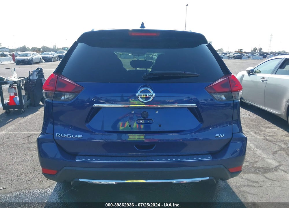 2018 NISSAN ROGUE SV VIN: 5N1AT2MT8JC723456