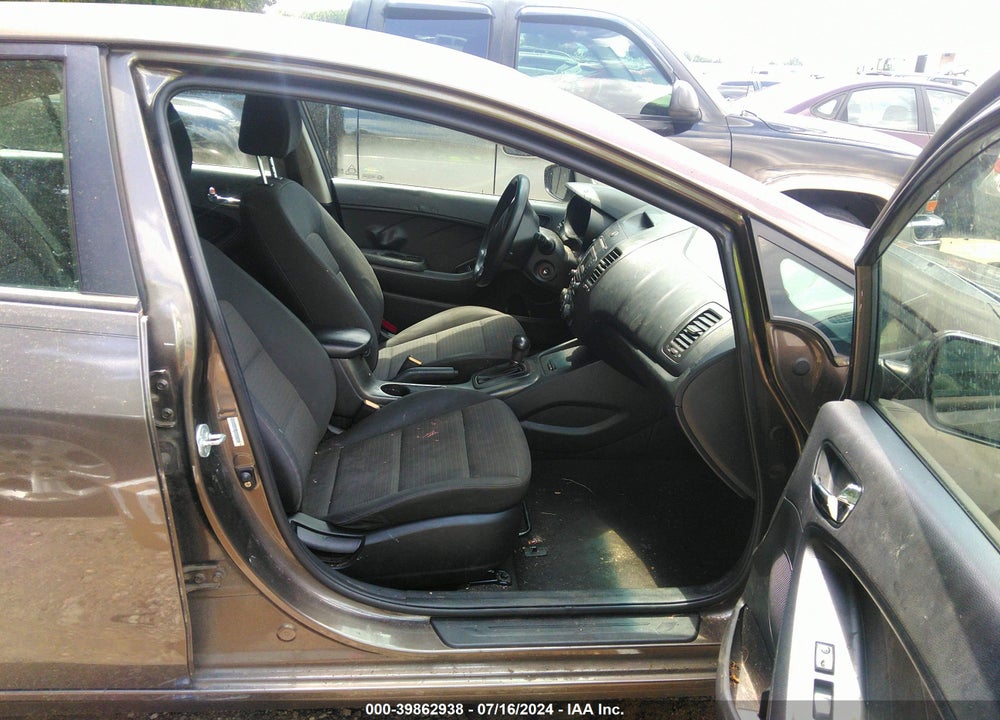 2014 KIA FORTE LX VIN: KNAFX4A61E5158886