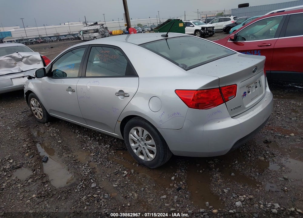 2010 KIA FORTE EX VIN: KNAFU4A20A5250037