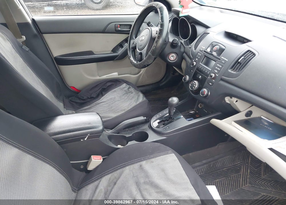 2010 KIA FORTE EX VIN: KNAFU4A20A5250037