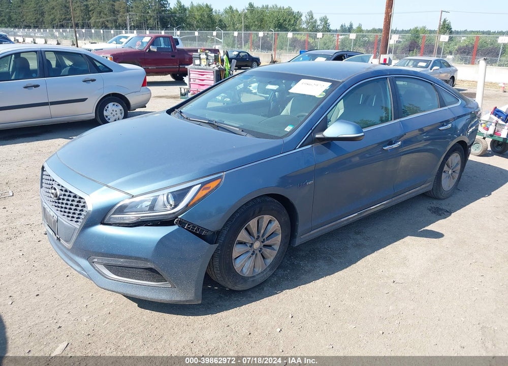 2016 HYUNDAI SONATA HYBRID SE VIN: KMHE24L17GA029085