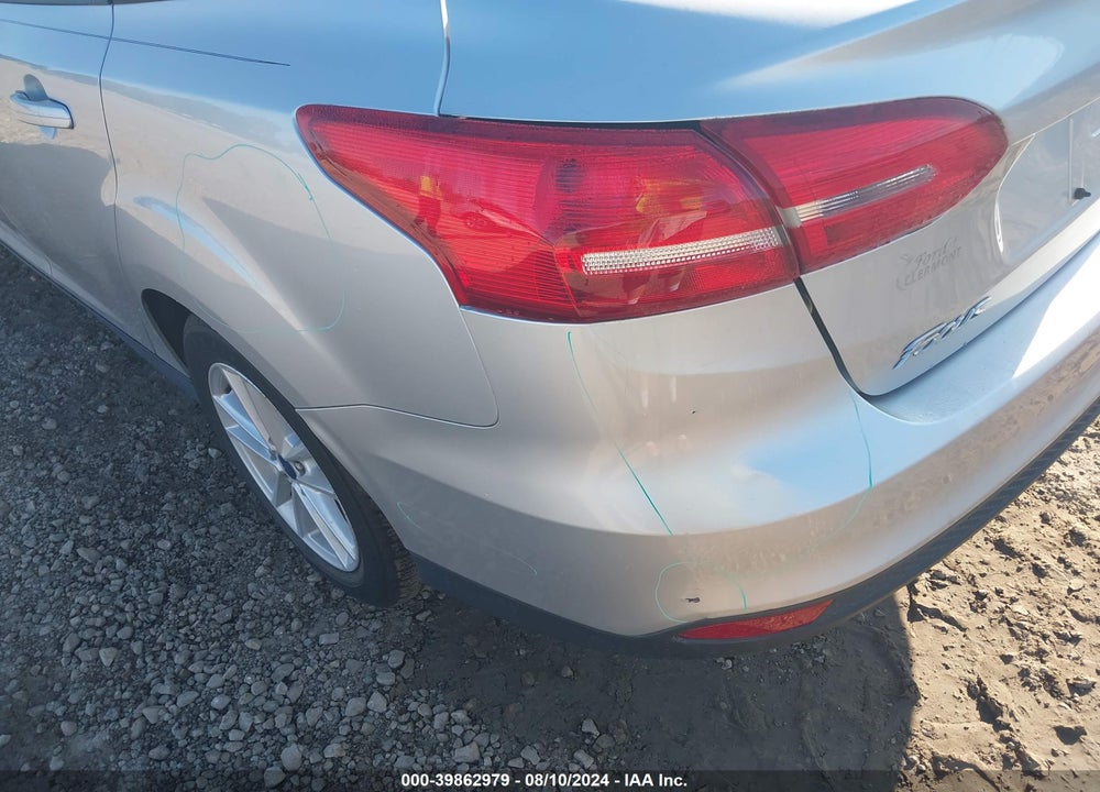 2016 FORD FOCUS SE VIN: 1FADP3F2XGL406678