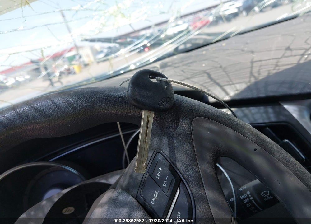 2011 HYUNDAI SONATA GLS VIN: 5NPEB4AC8BH064681