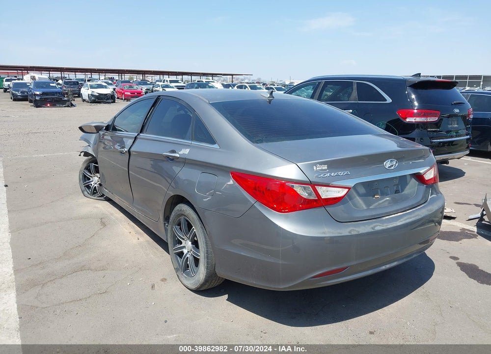 2011 HYUNDAI SONATA GLS VIN: 5NPEB4AC8BH064681