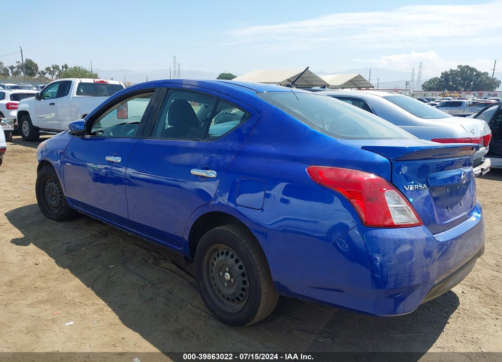 2017 NISSAN VERSA 1.6 SV VIN: 3N1CN7AP8HL850527