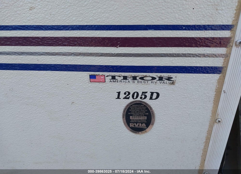 2000 DUTCHMEN VOYAGER SERIES M-120 VIN: 47CC10E1XY3035973