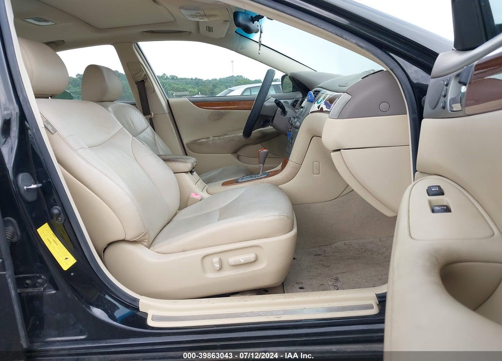 2005 LEXUS ES 330 VIN: JTHBA30GX55090402