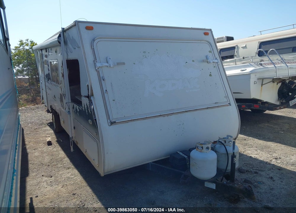 2006 KODIAK CCH 24'4" VIN: 47CTS5K256J163120