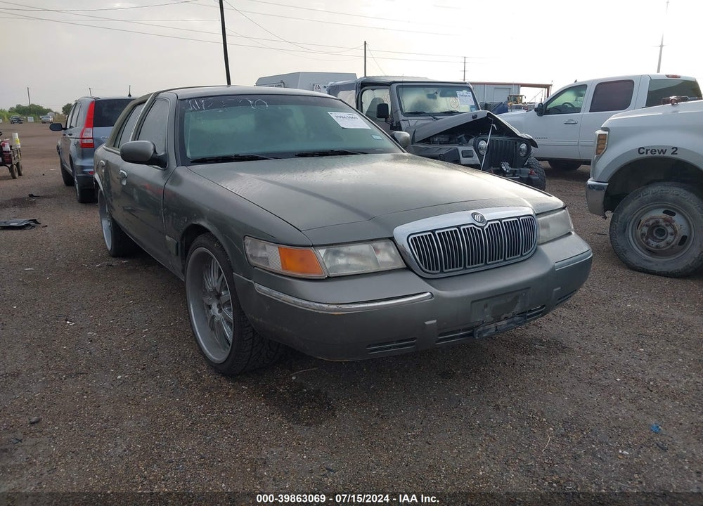 2002 MERCURY GRAND MARQUIS GS VIN: 2MEFM74W12X601460